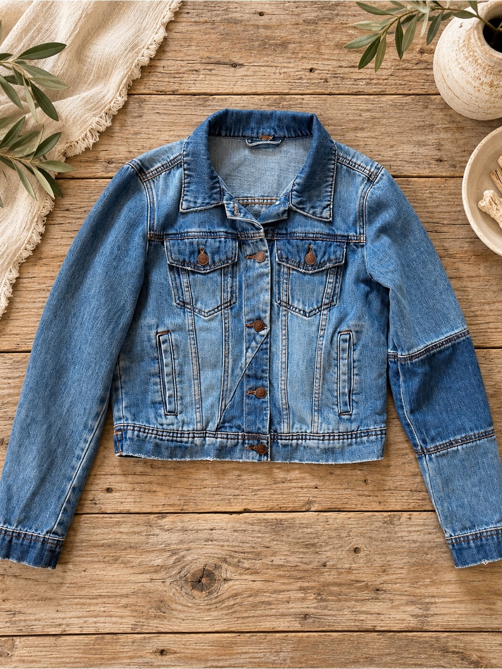 Free People Rumors Asymmetrical Two-Tone Cropped Denim Jacket Small